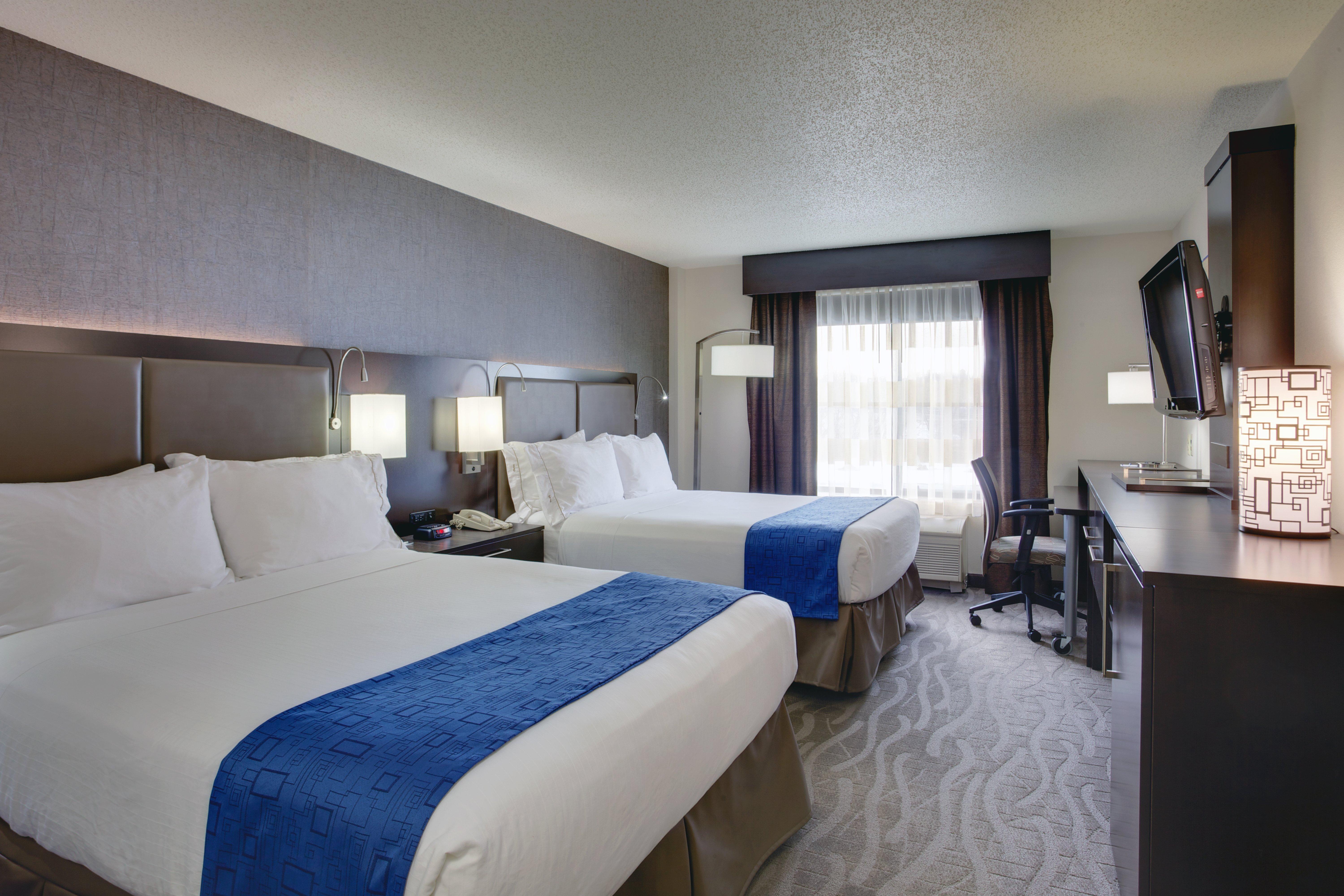 Holiday Inn Express Hotel & Suites Meadowlands Area By Ihg Carlstadt Eksteriør bilde