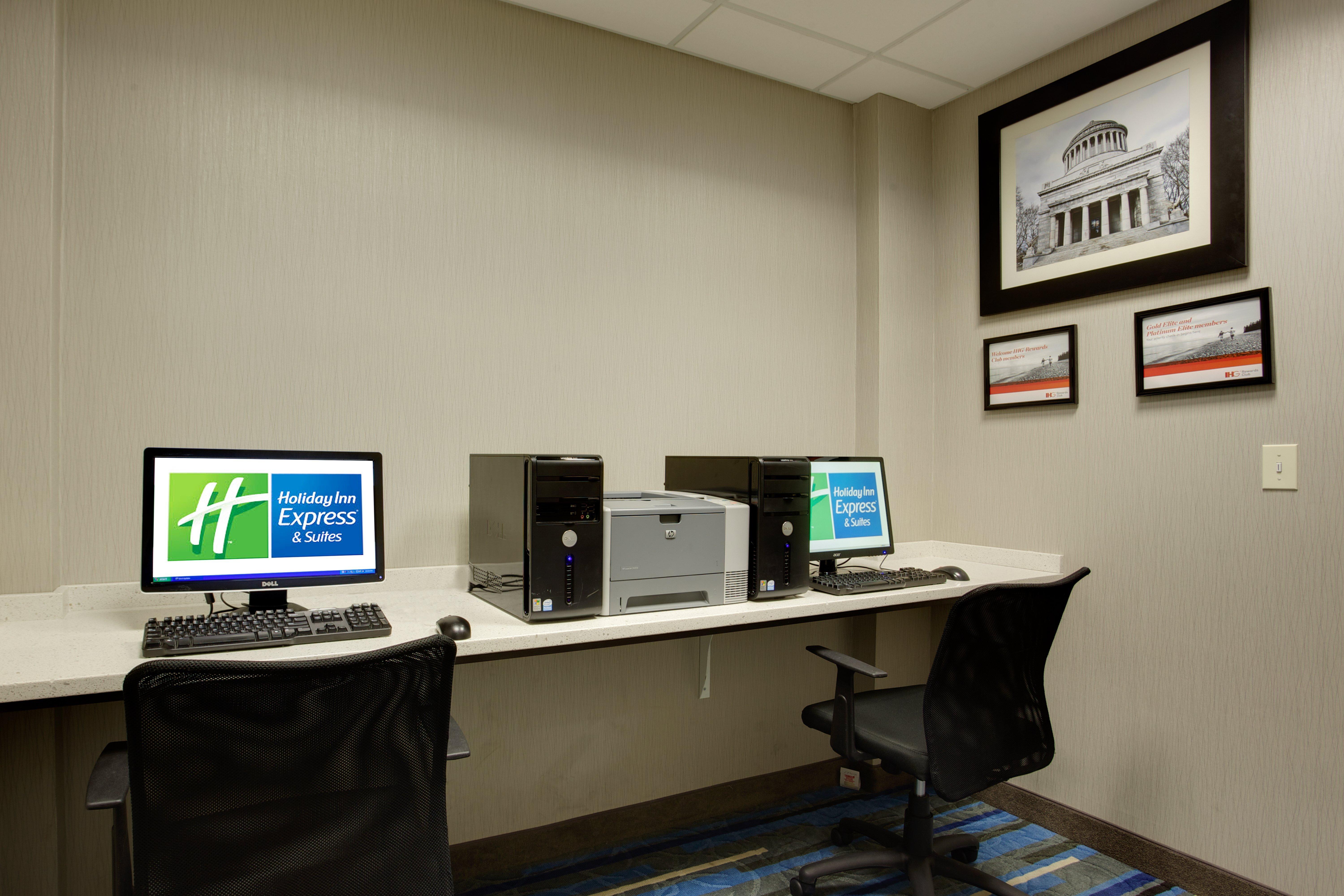 Holiday Inn Express Hotel & Suites Meadowlands Area By Ihg Carlstadt Eksteriør bilde